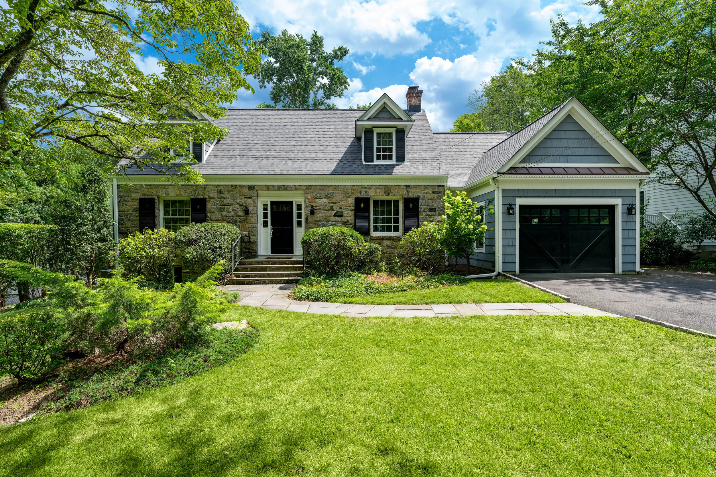 134 Lockwood Road aerial view