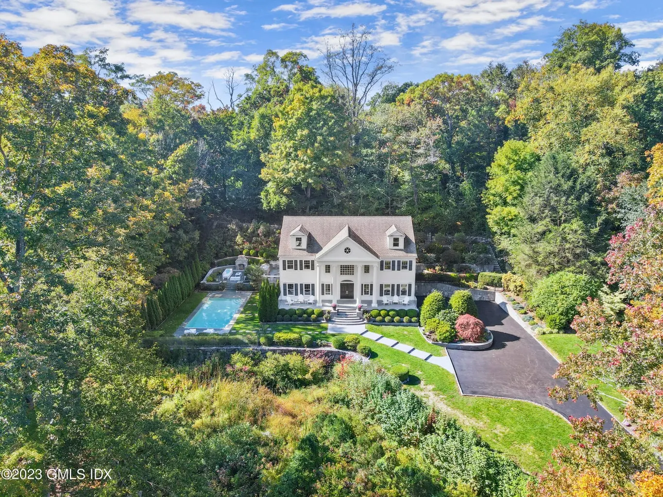 Exterior view of 26 Round Hill Road
