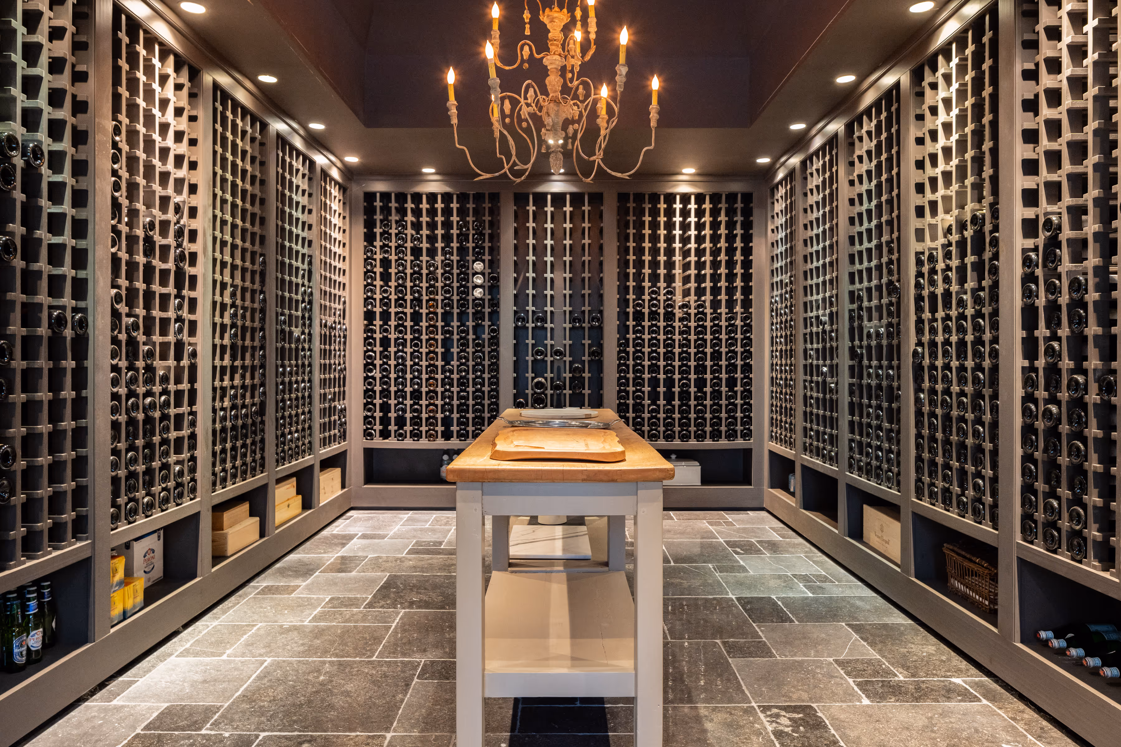 411 Stanwich Road sitting room